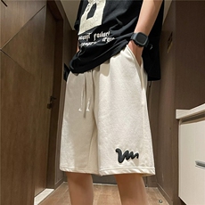 米白色