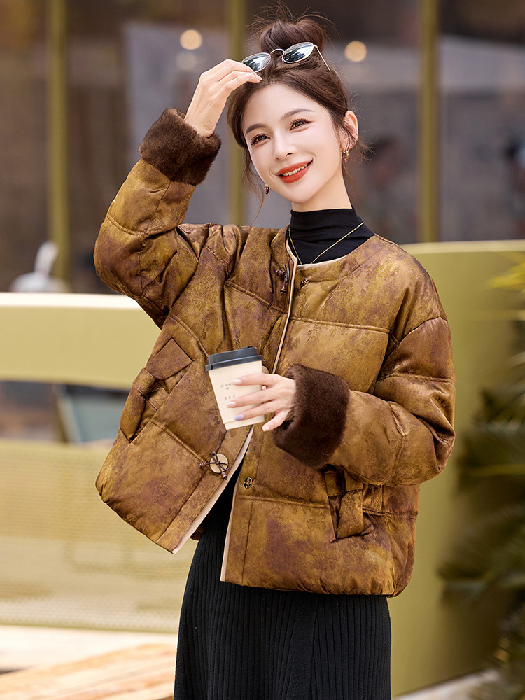 现货现货现货2025年冬季新中式G风羽绒服,女装羽绒服,伊仟回