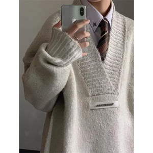 学院风V领毛衣男美式高级感情侣针织衫复古慵懒风低领外套MY28图片