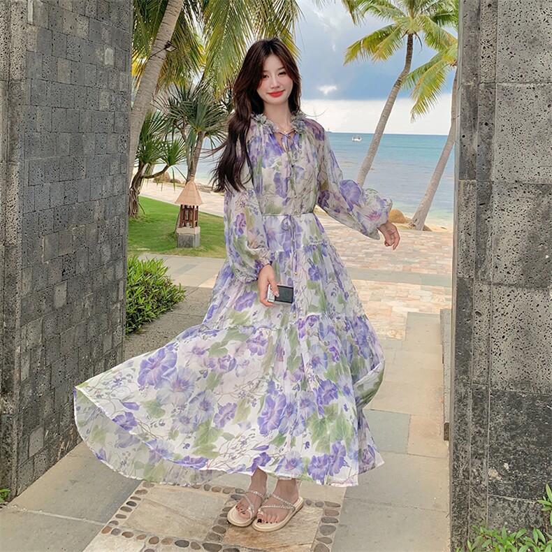 法式气质碎花连衣裙女2025夏季新款高级感收腰显瘦惊艳绝美a字裙图片