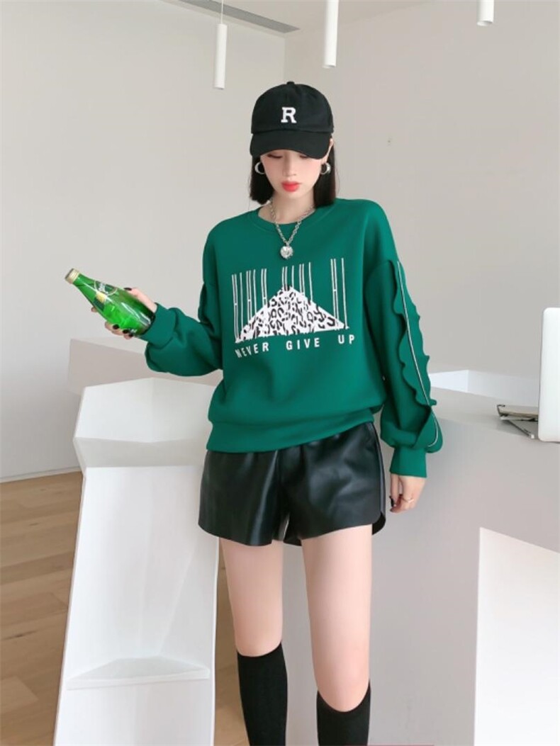 新款卫衣加厚3个颜色，女装卫衣/绒衫，英雅姿秀