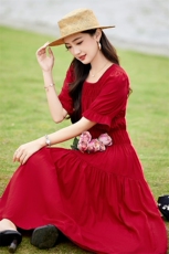 高级感黑色赫本风连衣裙女2026夏季新款收腰修身显瘦气质小黑裙子，女装连衣裙，倪叶myz