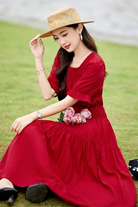 高级感黑色赫本风连衣裙女2026夏季新款收腰修身显瘦气质小黑裙子图片