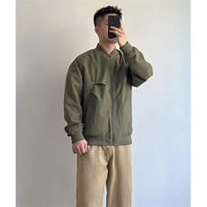 翠绿色