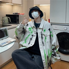 白色
