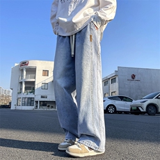 浅蓝色