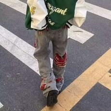 黄色