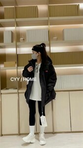 派克羽绒服图片