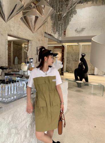 夏季新款韩版拼接连衣裙，女装连衣裙，红头发儿