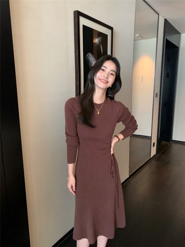 法式连衣裙女秋冬修身纯色套头中长款毛衣裙过膝针织连衣裙子图片