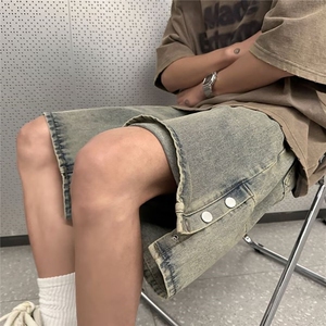 排扣牛仔短裤男夏季黄泥色水洗做旧马裤美式高街复古宽松五分裤子图片
