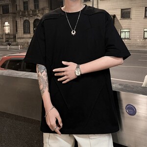 潮牌白色短袖t恤男夏季男装设计感高级日系复古宽松凉感半袖上衣图片