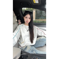 白色