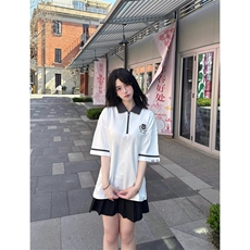 白色