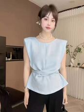 法式高级感掐腰飞飞袖上衣女夏季新款设计感小众别致绝美小衫夏款，女装T恤，翩雅女装供货