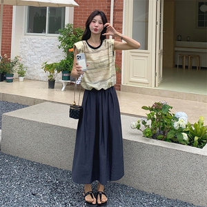 韩版慵懒风无袖条纹T恤套装女2025夏季新款显瘦高腰半身裙两件套图片