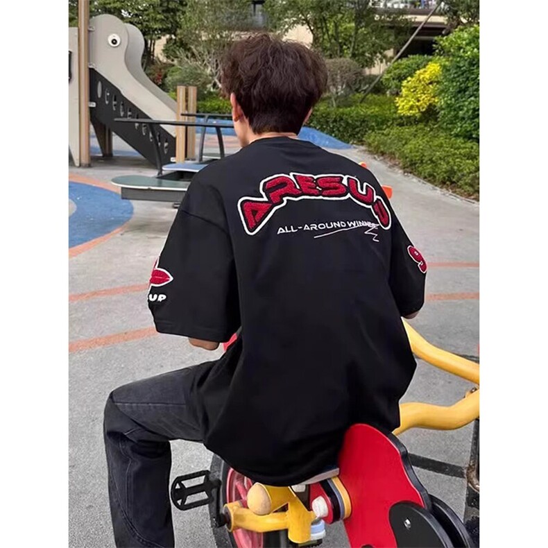 万针全刺绣工艺抖音得物高品质260克重磅纯棉双纱美式高街短袖T恤图片