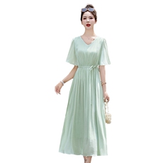 小清新绿色气质连衣裙女2024夏季新款收腰显瘦洋气减龄绝美长裙子，女装连衣裙，鑫鑫美