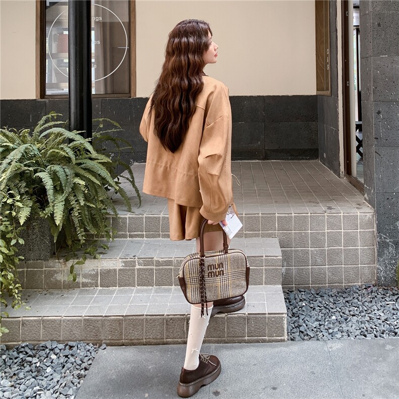 又酷又飒卡其色工装套装裙女秋季2025新款学院减龄百褶短裙两件套,女装套装/套裙,2C028