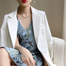 真丝V领吊带连衣裙女2024新款春夏修身显瘦时尚洋气雪纺内搭长裙，女装连衣裙，佳绒高端店
