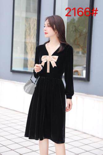 秋季新款～手感丝绒连衣裙，女装连衣裙，罗兰春天