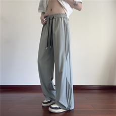 绿色