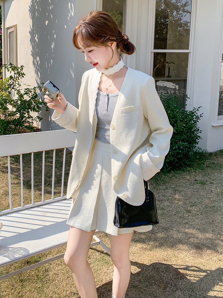 蕾丝飘带休闲西装外套女套装2025秋新款气质V领西服百褶A字短裙,女装套装/套裙,霓裳依族