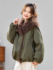 大毛领派克羽绒服女短款2025年冬季新款宽松牛角扣白鹅绒保暖外套，女装羽绒服，琦鑫阁（原依鑫阁）