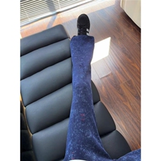 藏青色