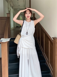 套装女新款流行无袖上衣阔腿裤巨好看的夏装三件套图片