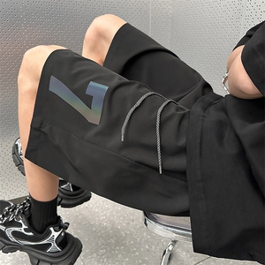 2023夏季冰丝透气舒适网眼短裤男大码反光印花休闲五分裤DK31-P35图片