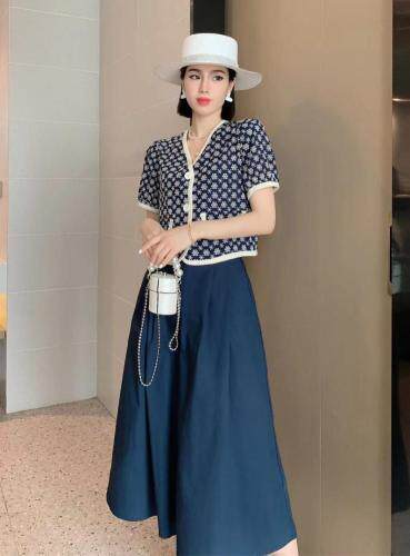 夏季新款连衣裙，女装连衣裙，韩伊雪