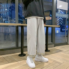 灰色