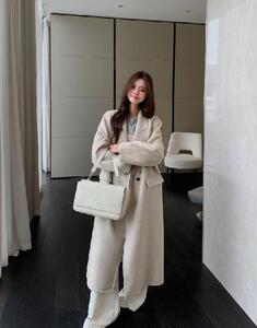 2025毛呢外套女秋季长袖宽松高级感斗篷大衣女显瘦图片