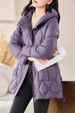 2024年冬季新款女装纯色连帽直筒型通勤长袖羽绒棉棉服，女装棉衣/棉服，初闻兮