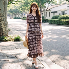 时尚休闲格纹显瘦系带上衣木耳边半裙超仙两件套女，女装套装/套裙，水衣源