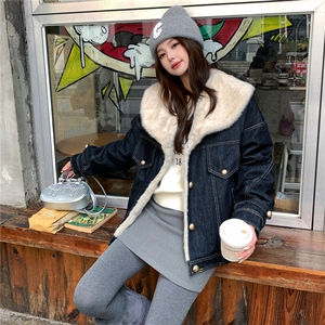韩版羊羔毛短外套女2025冬季新款时尚加厚保暖毛茸茸派克服棉服图片