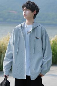特批P35无差价夏季时尚连帽泡泡纱刺绣腊肠狗男宽松防晒外套J5223图片
