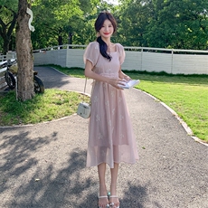 新款现货刺绣天丝连衣裙-2d075-p150-k215，女装连衣裙，2D075