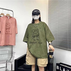 军绿色