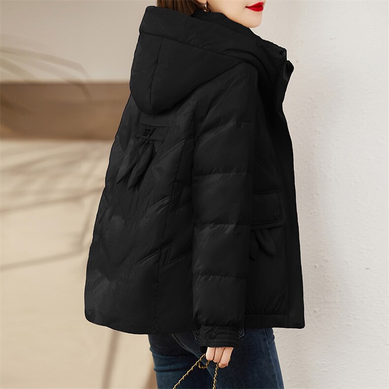 现货白鸭绒羽绒服女连帽新款短款面包服时尚宽松休闲保暖轻暖外套,女装羽绒服,贵人树