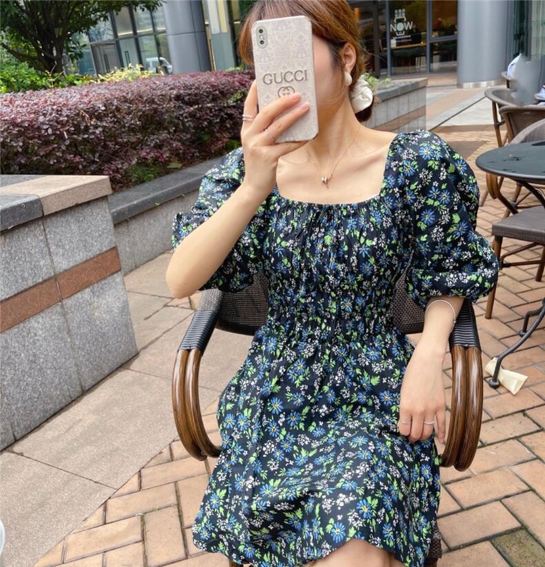 2021新款小碎花连衣裙,女装连衣裙,麦琪