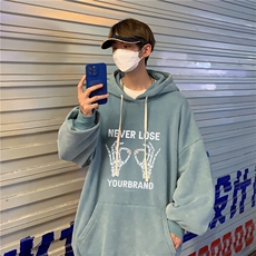 豆绿色