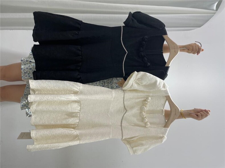 夏季短款连衣裙，女装连衣裙，得到THETHAT