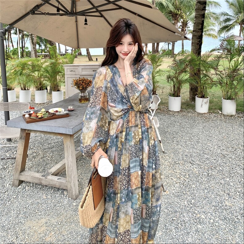 法式复古碎花连衣裙女2025夏季新款设计感小众收腰显瘦气质长裙子,女装连衣裙,韩蜜菓