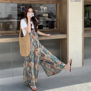 爆款波西米亚印花连体裤女夏2025新款松弛感穿搭连衣阔腿裤超好看图片