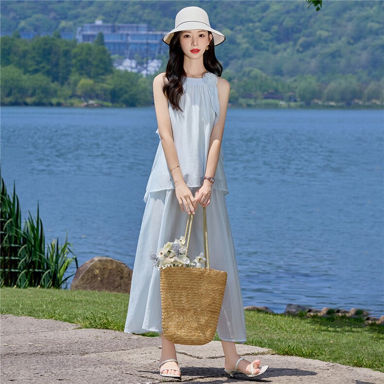 （新款现货）2026夏装时尚挂脖飘带领花上衣+半裙超仙套裙两件套,女装套装/套裙,印象茜