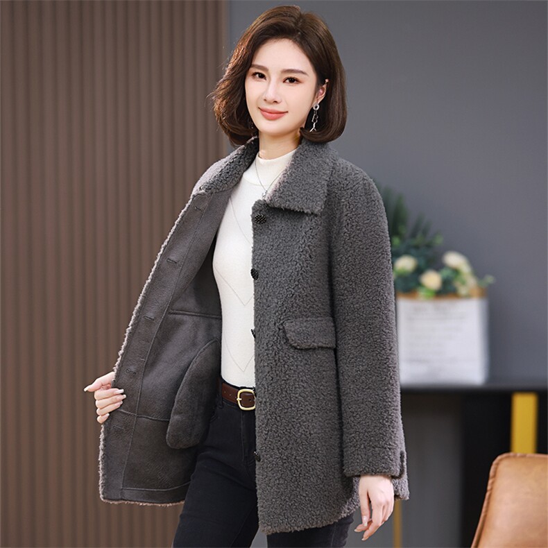 外套女2025秋冬季新款颗粒绒宽松大码中年妈妈羊羔毛大衣皮毛一体,女装羊羔毛/颗粒绒,伊满意