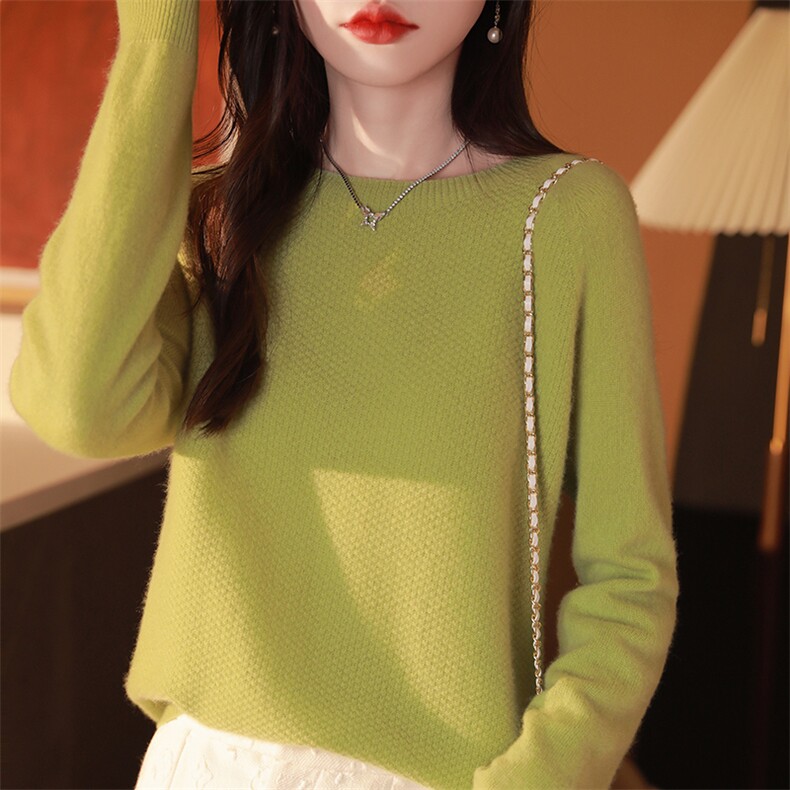 时尚百搭羊毛圆领毛衣简约慵懒风显瘦针织衫，女装羊毛衫，邓利维