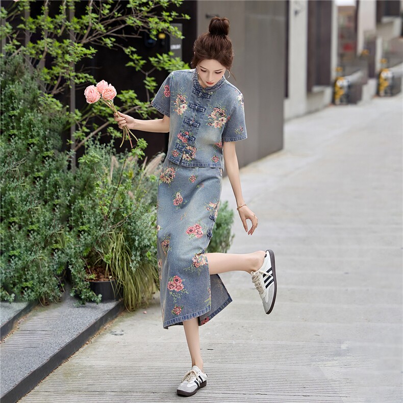 现货主推2026年夏季新款女时尚复古印花轻薄牛仔新中式两件套裙,女装套装/套裙,关键词